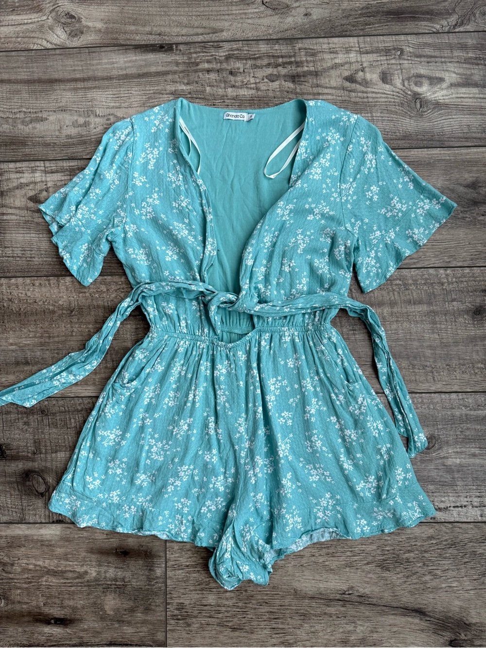 Ghanda Australia Ava playsuit in green moss floral - Picture 5 of 8